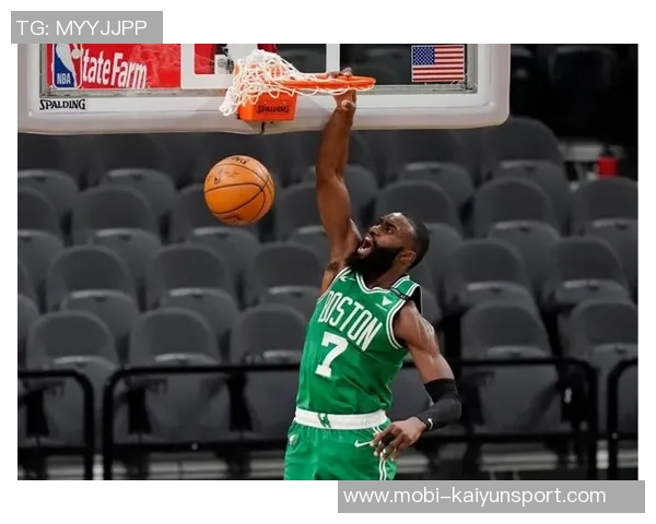 昆顿杰克逊神勇发挥中投制胜16投10中砍下生涯新高25分6篮板10助攻